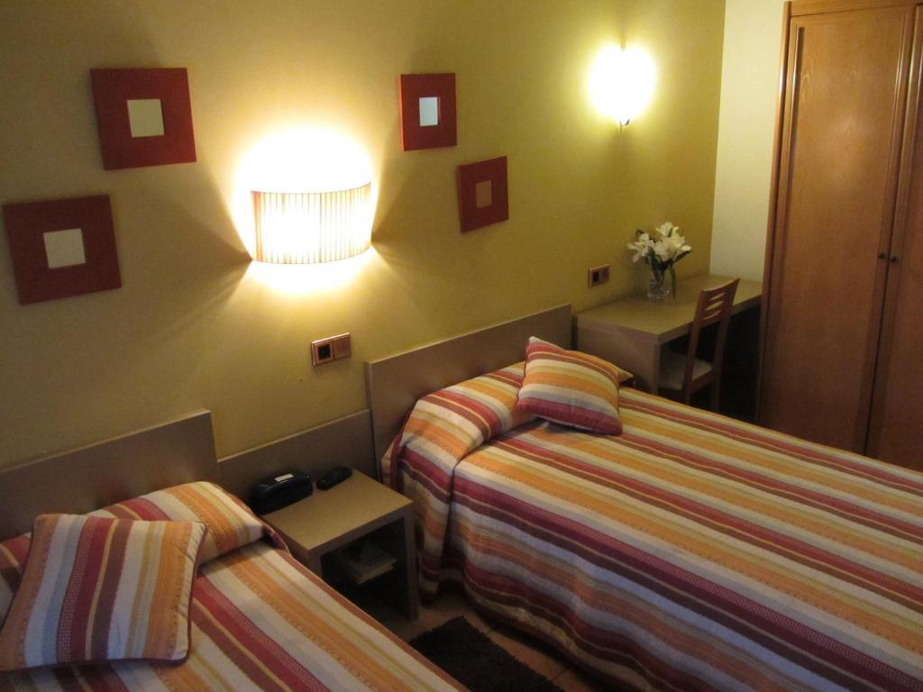 Hotel Villa De Utrillas Room photo